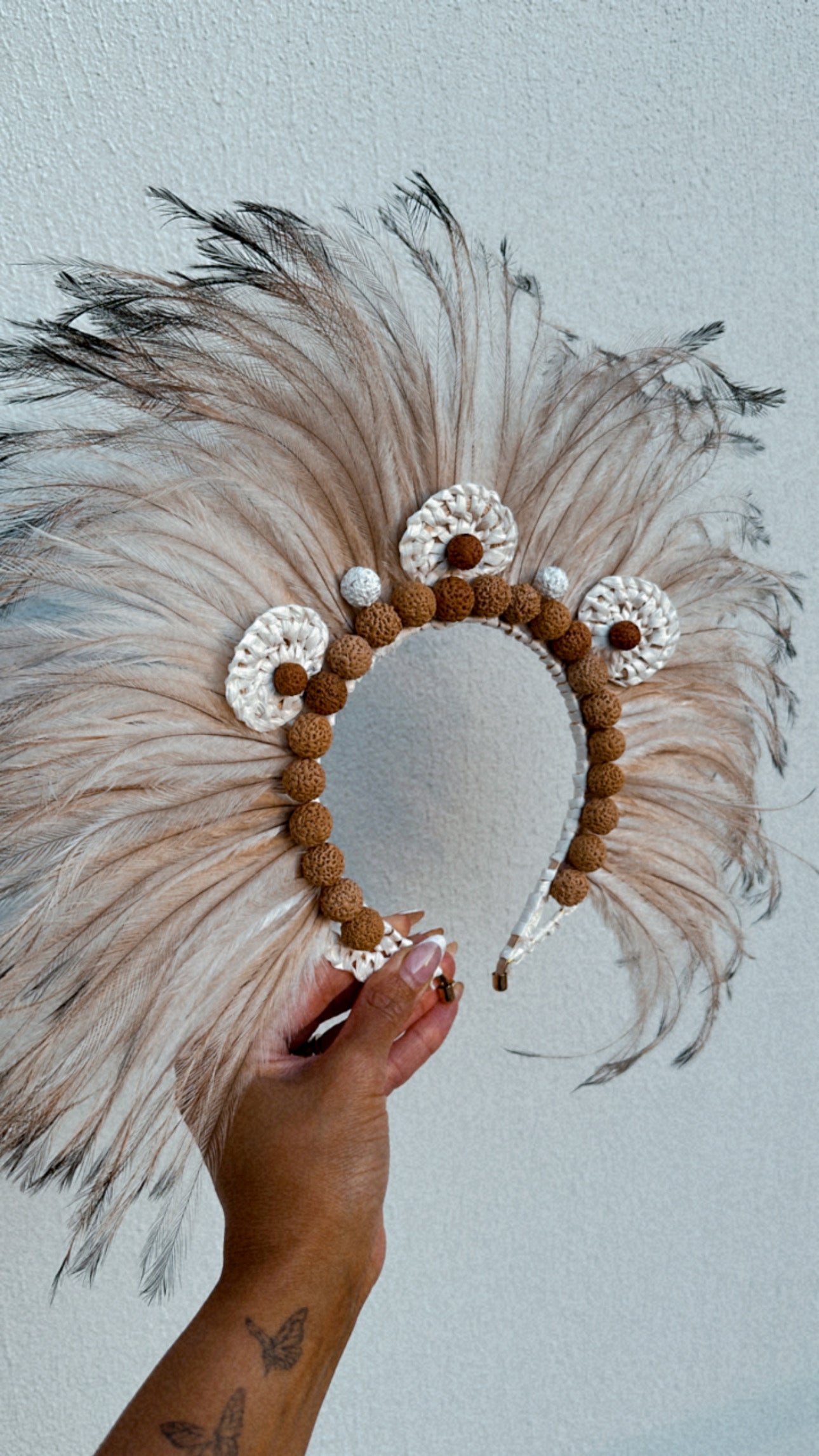 Ngumpie Headpiece - white crown
